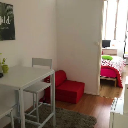 Oda ve Kahvaltı Quinemant